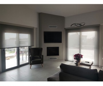 ΡΟΛΕΡ SCREEN ΣΕ ΣΑΛΟΝΙ 2