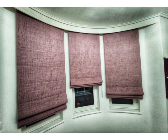 ΡΟΜΜΑΝ ΣΕ ΧΡΩΜΑ ΜΩΒ